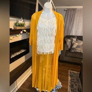 Mustard ￼Yellow duster